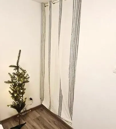 Appartement Studio Avec Terrasse Et Wifi A Strasbourg